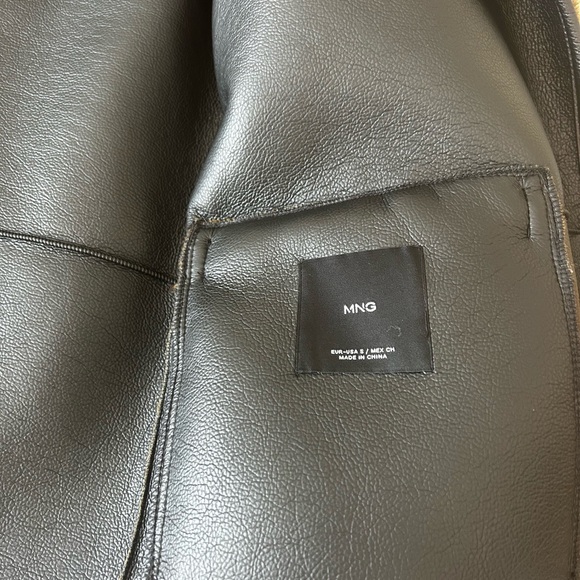 Mango Olive Green Shearling Jacket S Black leather lining and details - Picture 5 of 11